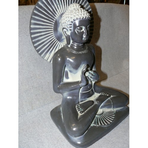 148 - SITTING THAI BUDDHA, AND A KNEELING FIGURE [DAMAGE TO NECK]