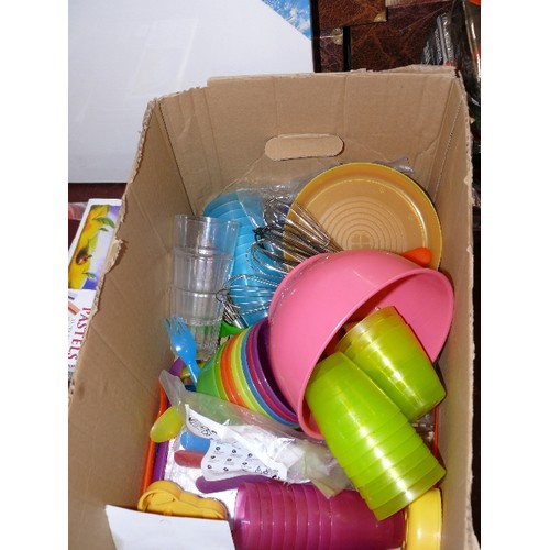 279 - SELECTION OF PLASTIC PICNIC ITEMS IN BRIGHT COLOURS.