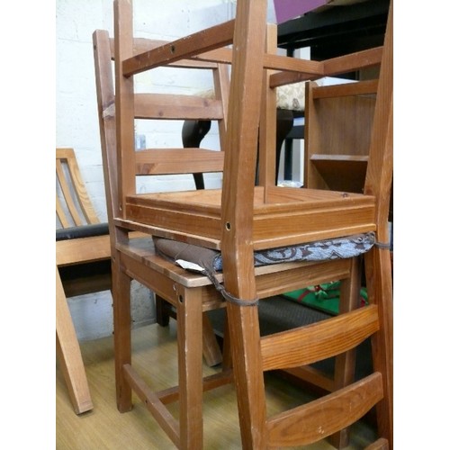 385 - 3 PINE KITCHEN CHAIRS