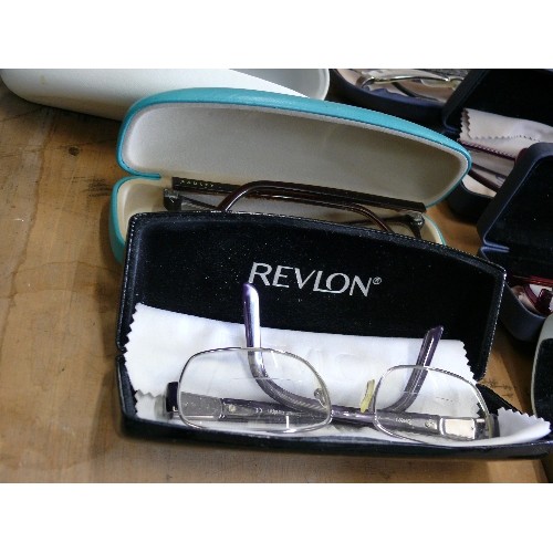 407A - GLASSES AND GLASSES CASES INCLUDING RADLEY AND DIESEL