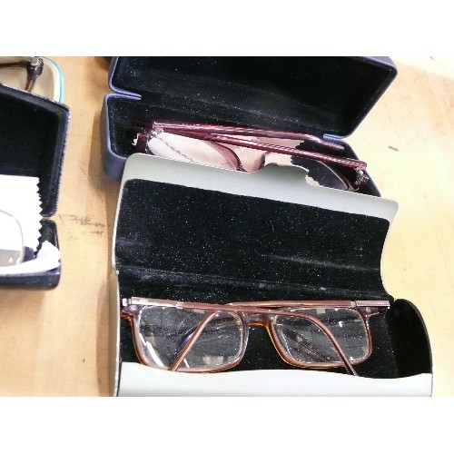 407A - GLASSES AND GLASSES CASES INCLUDING RADLEY AND DIESEL