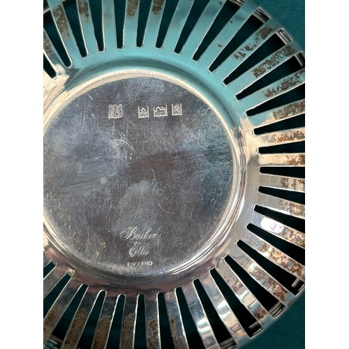 135 - Sterling Silver Bon Bon Dish with pierced sides, Birm 1965, 51 grams