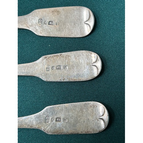 136M - 3 Georgian sterling silver fiddle pattern teaspoons, hallmarked Sheffield 1792, Crest of elephant wi... 