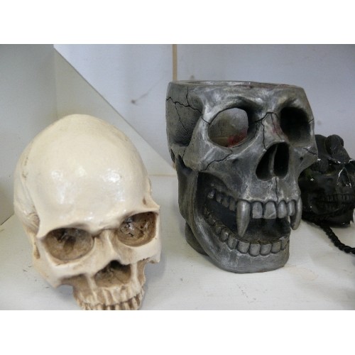 87 - A LARGE COLLECTION OF MINIATURE SKULLS TO INCLUDE STEAM PUNK, POLICE, CANDLE HOLDERS ETC