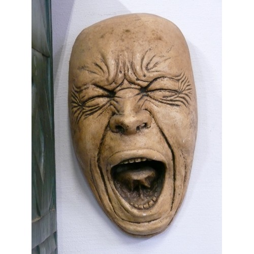 103 - 'THE SCREAM' HANGING WALL PLAQUE