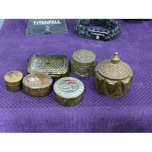 109 - 6 SMALL BRASS TRINKET POTS WITH INTRICATE DECORATION