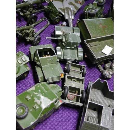 148 - A COLLECTION OF DINKY ARMY VEHICLES