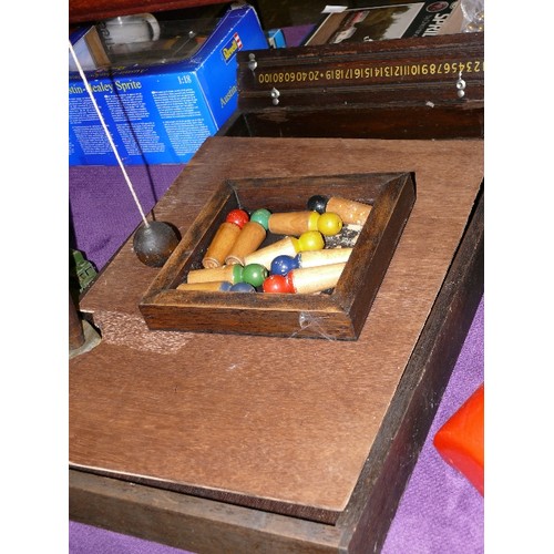 149 - A VINTAGE WOODEN SET OF BAR SKITTLES