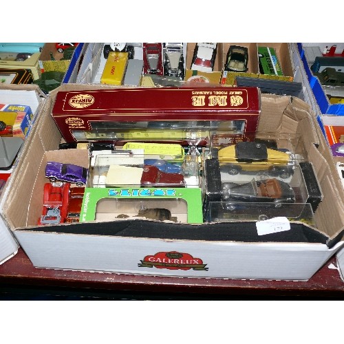179 - A MIXED BOX OF COLLECTORS VEHICLES TO INCLUDE AIRFIX, SOLIDO ETC