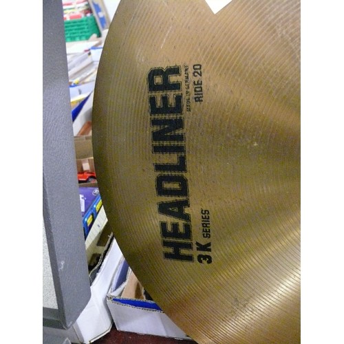 200 - A LARGE HEADLINER RIDE CYMBAL 3K SERIES