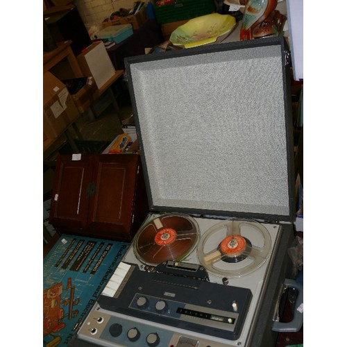 235 - A TRUVOX REEL TO REEL TAPE RECORDER IN GOOD CLEAN CONDITION AND WORKING ORDER