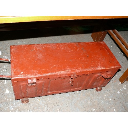 227 - OLD ARMY BOX ON WHEELS (PAINTED RED)