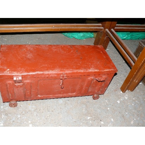 227 - OLD ARMY BOX ON WHEELS (PAINTED RED)