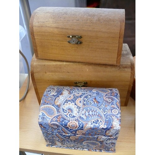 461 - 6 X JEWELLERY OR TRINKET BOXES