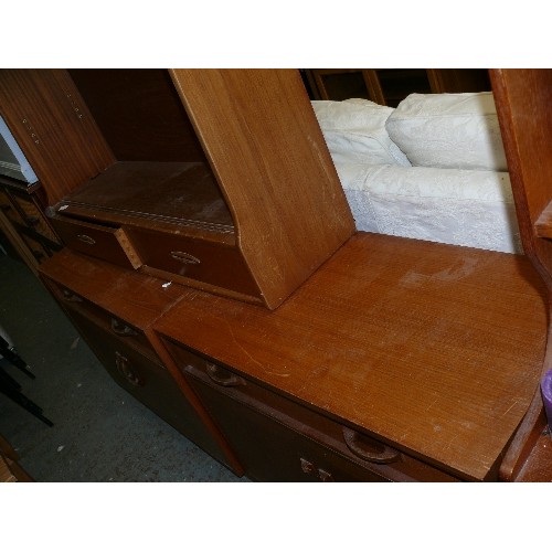 484 - 2 X MID CENTURY G-PLAN RED LABEL CUPBOARDS (1 HAS BROKEN HANDLES) AND A MID CENTURY CUPBOARD WITH DR... 