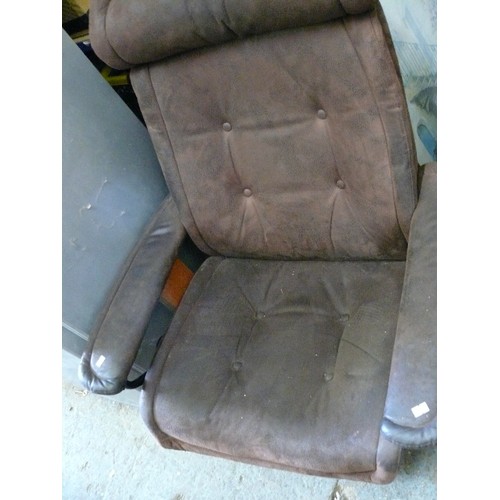 499 - NORWEGIAN STRESSLESS ROCKER CHAIR BY EKORNES IN BROWN SUEDE FABRIC