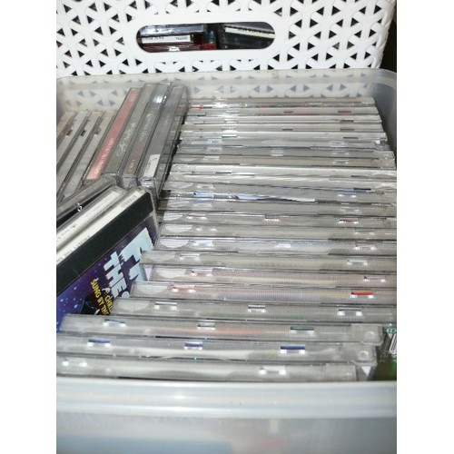 512 - 4 X BOXES OF CDS INC ONE BOX FULL OF CHRISTMAS CD'S, GLENN MILLAR, BEEGEES, TOM JONES, CHUCK BERRY E... 