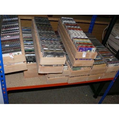 513 - 8 X WOODEN BOXES OF CDS - COUNTRY, NAT KING COLE, FRANKIE VAUGHAN, GOSPEL ETC