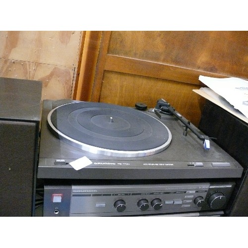 536 - GRUNDIG PS1700 STACKING SYSTEM, AMPLIFIER, TUNER, CASSETTE DECK AND MATCHING SPEAKERS