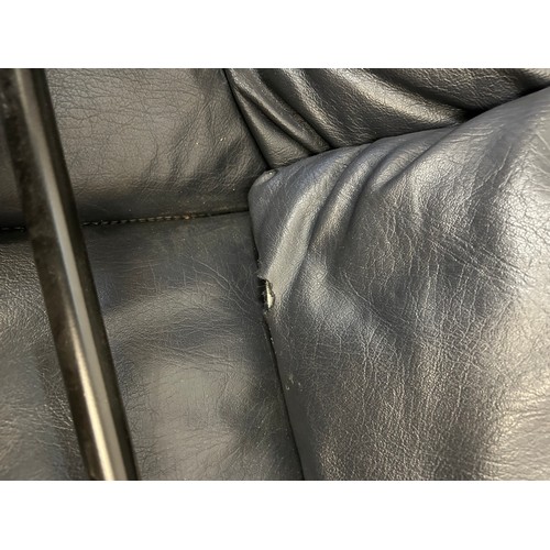 498 - 2 SEATER BLACK LEATHER SOFA SLIGHT NICK TO THE BACK CUSHION BUT EASILY REPAIRED, OTHERWISE GREAT CON... 