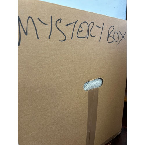 568 - MYSTERY BOX WITH CONTENTS - LUCKY DIP!