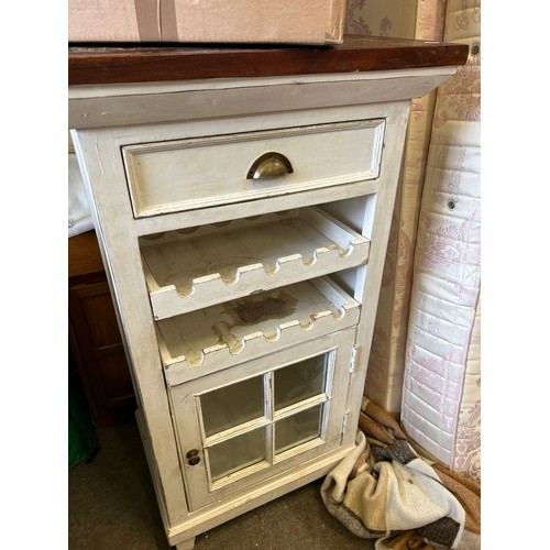 567 - KITCHEN UNIT WINE RACK AND CUPBOARD