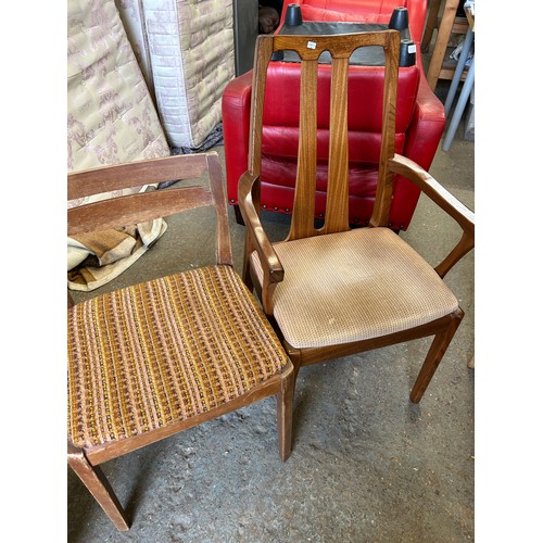 565 - MID CENTURY NATHAN CARVER CHAIR AND A MID CENTURY DINING CHAIR