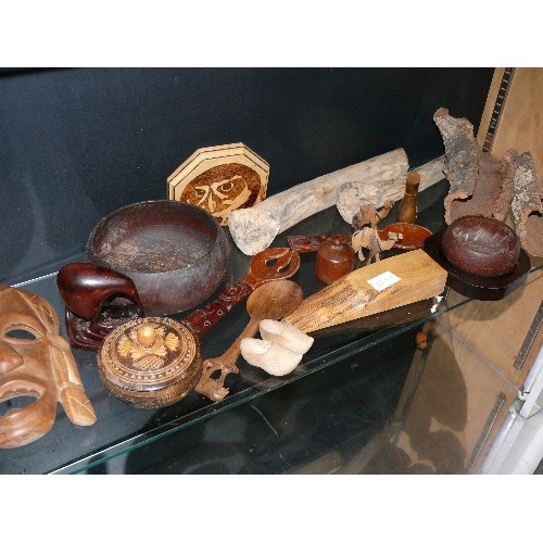 509B - SHELF OF TREEN, MASK, OWL COASTER ETC