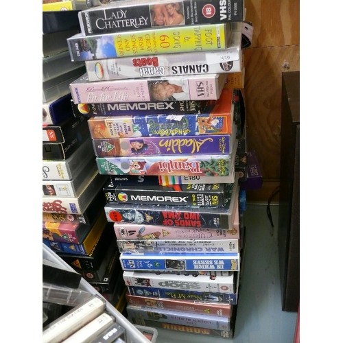 539 - LARGE PILE OF VHS TAPES, DISNEY, DRAMA, LORD OF THE RINGS, ROYLE FAMILY ETC