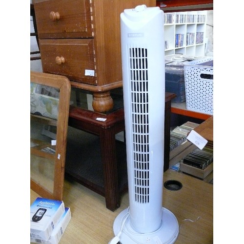 413 - Tower fan heater by Status