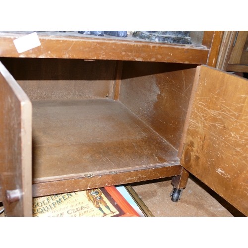 432 - VINTAGE SIDE TABLE WITH CUPBOARD & SHELF