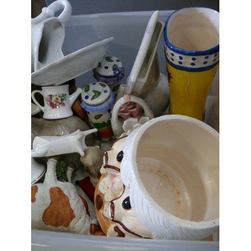 469 - CRATE OF  MIXED CHINA AND GLASS ORNAMENTS INCLUDING A SQUIRREL GLITTER ORNAMENT, LADYBIRD BOOT VASE ... 