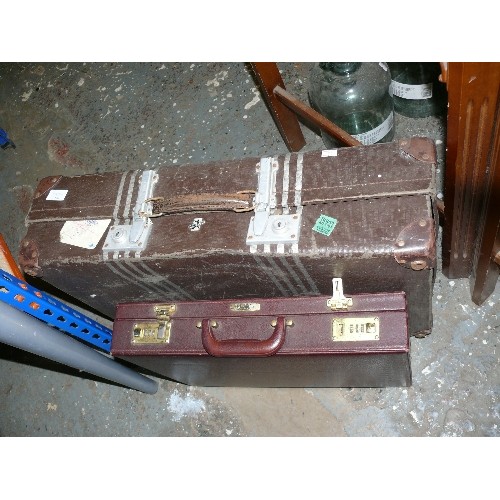 541 - NATIONAL SERVICE ERA SUITCASE AND A BRIEFCASE