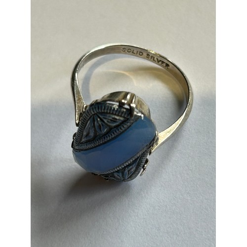 91A - A very pretty original Art Deco 1930's silver ring with faceted blue glass - marked 