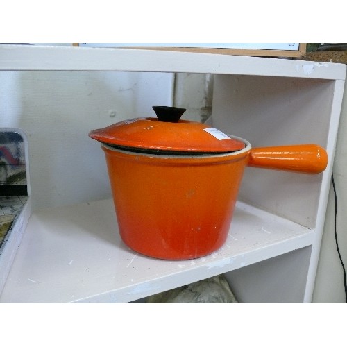 83 - VINTAGE LE CRUESET SAUCEPAN IN ORANGE WITH MATCHING LID IN GOOD CLEAN CONDITION