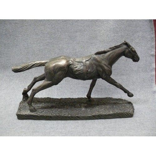 91 - HORSE IN ANTIQUED PEWTER EFFECT RESIN.