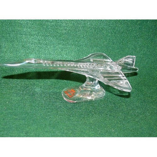 146A - CRYSTAL GLASS CONCORDE MODEL BY SOLITAIRE