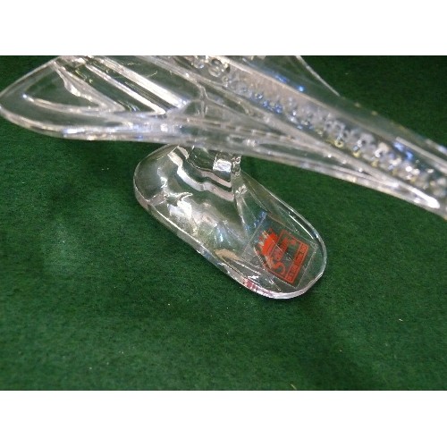 146A - CRYSTAL GLASS CONCORDE MODEL BY SOLITAIRE