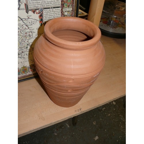 254 - A LARGE DECORATIVE TERRACOTTA VASE