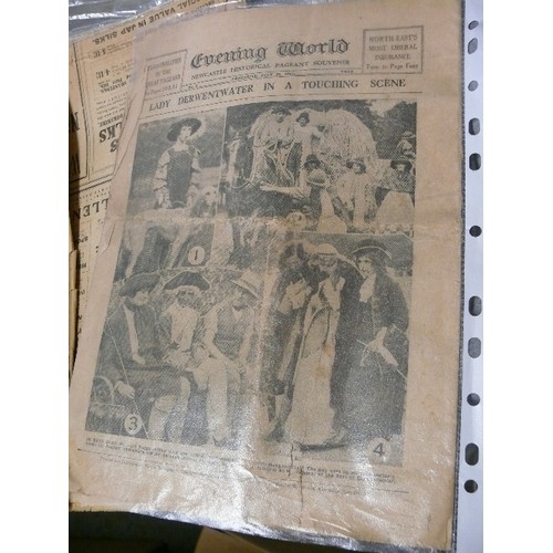 257 - A SELECTION OF ANTIQUE AND VINTAGE NEWSPAPERS FROM 1920'S ONWARDS