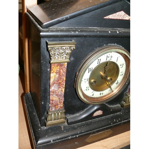 264 - A LOVELY VICTORIAN BLACK MARBLE MANTLE CLOCK