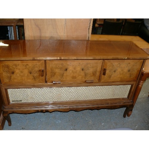 455 - VINTAGE HUNGARIAN RADIOGRAM CABINET