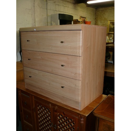 457 - A 3 DRAWER CHEST OF DRAWERS