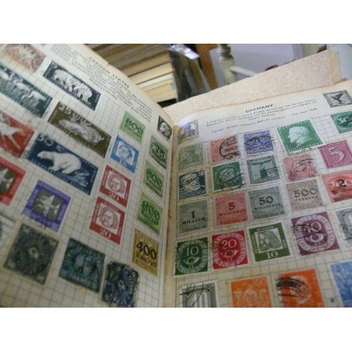 415 - A LARGE COLLECTION OF VARIOUS STAMPS AND ALBUMS