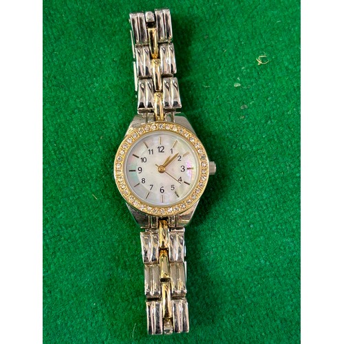 41 - SOLO LADIES TWO TONE BRACELET WATCH WITH INSTRUCTIONS IN BOX