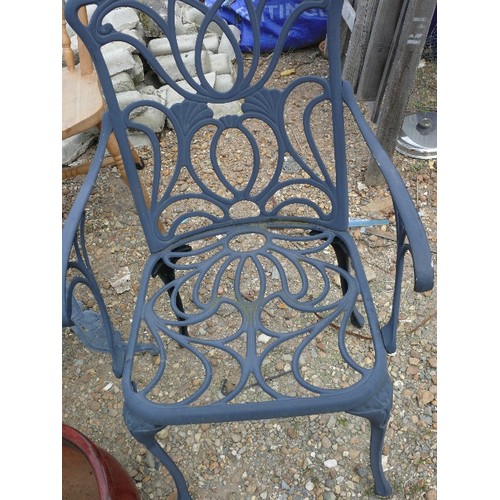 507 - A VERY NICE ORNATE BLACK METAL GARDEN BISTRO SET