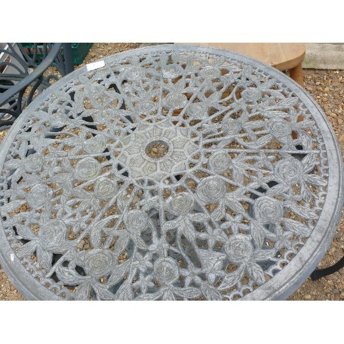 507 - A VERY NICE ORNATE BLACK METAL GARDEN BISTRO SET