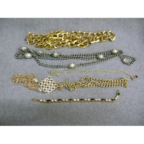 45 - COSTUME JEWELLERY INCLUDING 3 LONG CHAIN NECKLACES, A GILT NECKLACE WITH RED STONE PENDANT AND A BRA... 