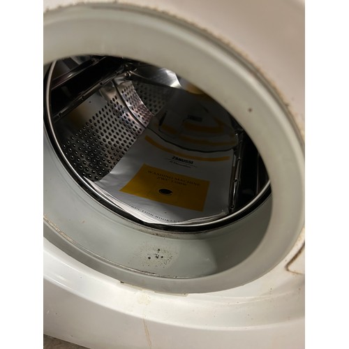 586 - SMALL ZANUSSI AQUACYCLE 1300 WASHING MACHINE - 50CM W X 67CM H