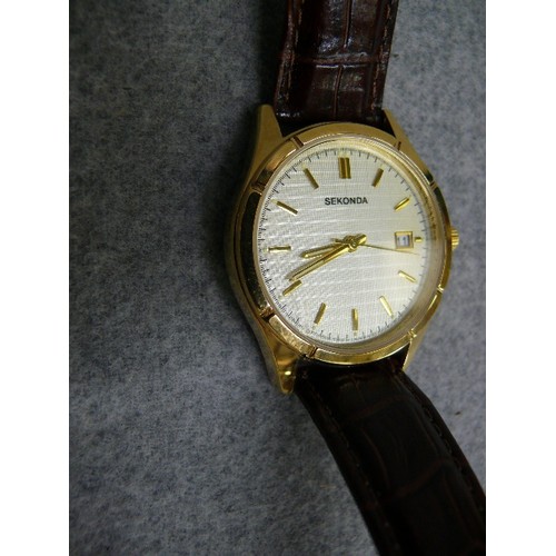 39 - A NEVER WORN SEKONDA GENT'S WRIST WATCH WITH DATE